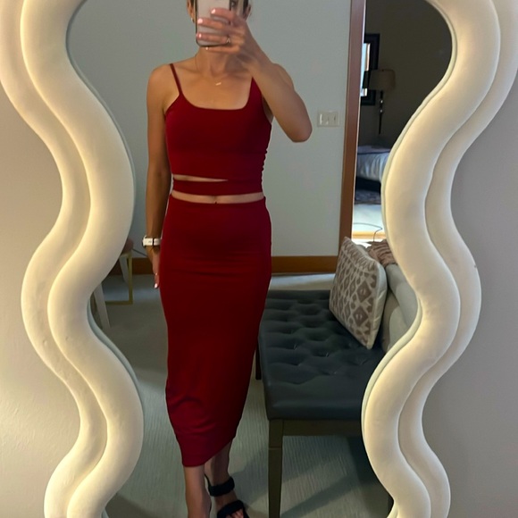 Merlot Red Two piece Maxi Skirt Set - Picture 2 of 3